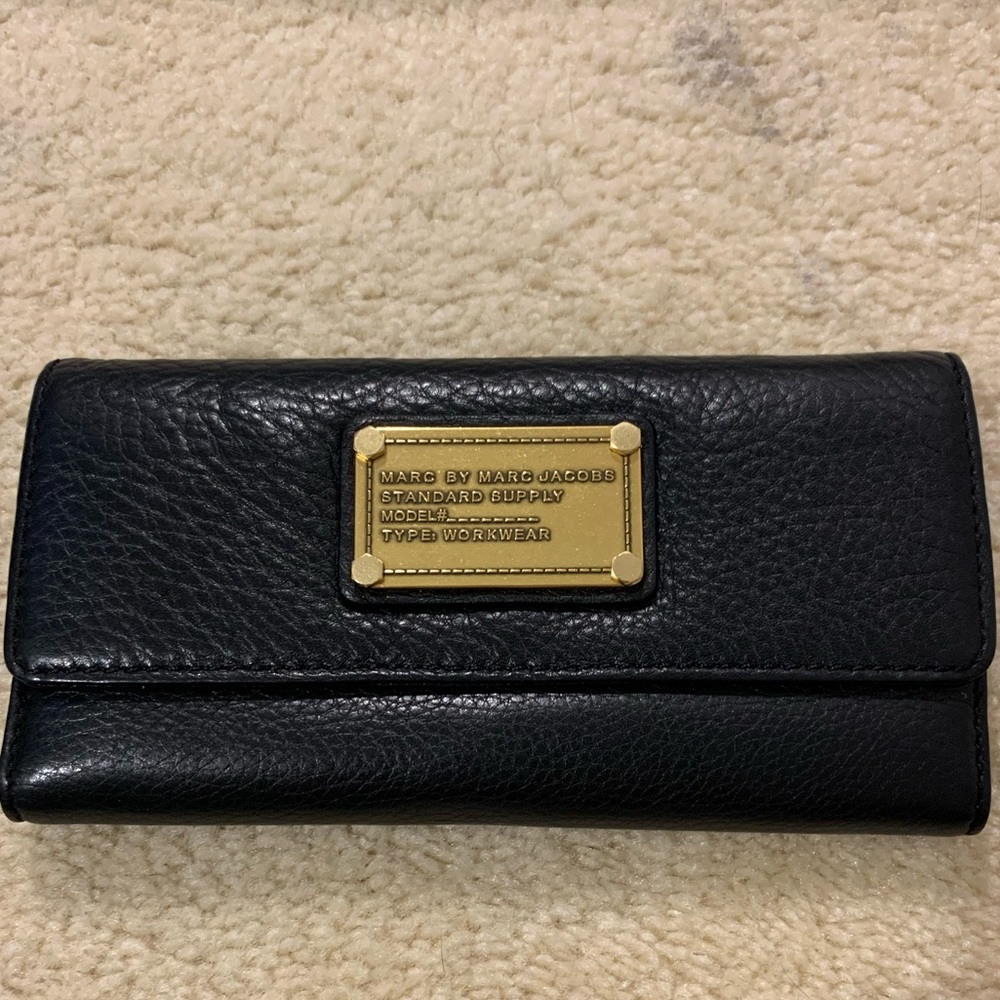 Marc by Marc Jacobs Long Black Trifold Wallet